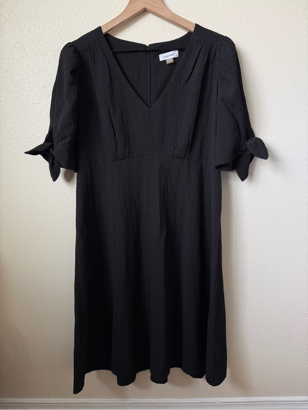 Calvin Klein Black Midi Dress with V-Neck and Tie Sleeves